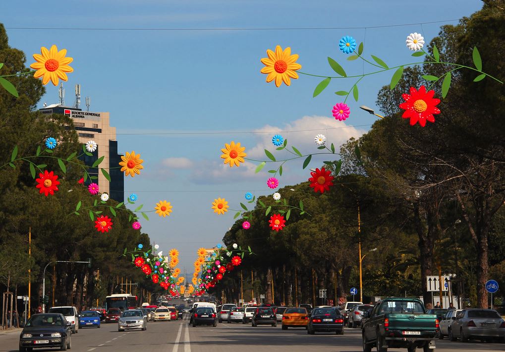 Dita e Verës në Tiranë, devijohet trafiku për dy ditë: Rrugët ku kufizohet qarkullimi